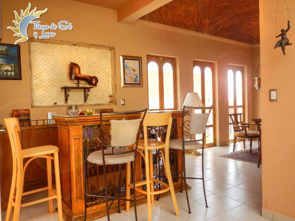 Hotel Tierra De Sol Y Luna ซานมิเกล เด อาเญนเด ภายนอก รูปภาพ