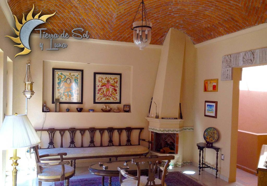 Hotel Tierra De Sol Y Luna ซานมิเกล เด อาเญนเด ภายนอก รูปภาพ
